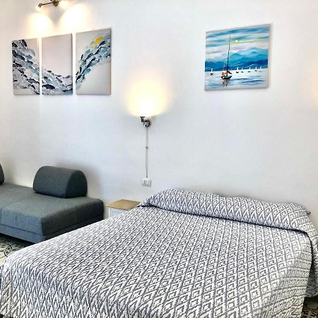 Casa Colore Loft 卡斯泰拉马莱 外观 照片