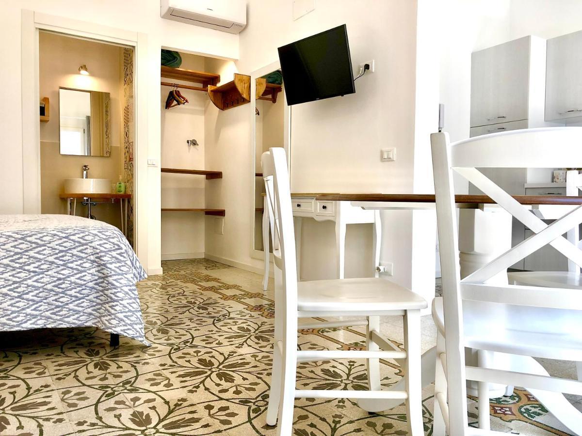 Casa Colore Loft 卡斯泰拉马莱 外观 照片